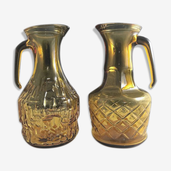 Paire de carafes vintage moulées à la main