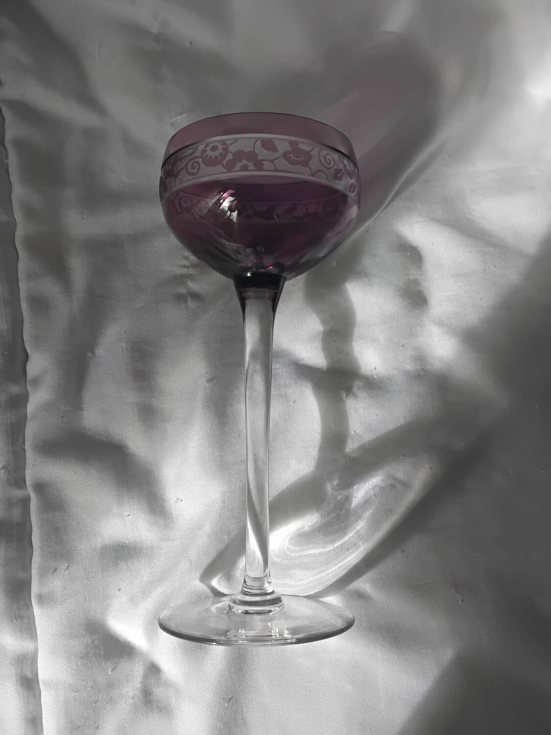 14cl wine glass, Nancy Houillon crystal, lined with amethyst art deco