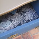 Curved chest of drawers