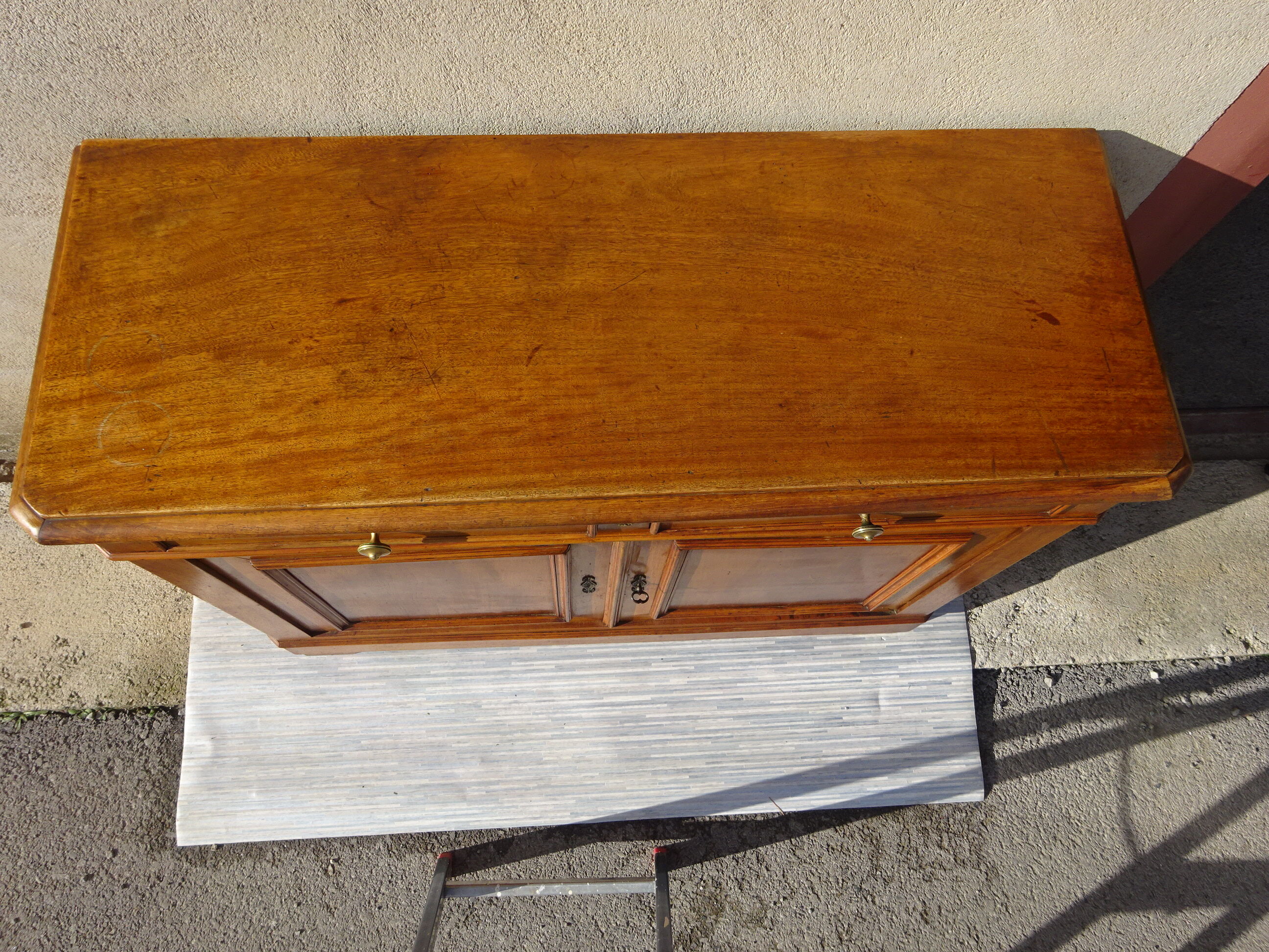 Louis-Philippe sideboard, late nineteenth, walnut