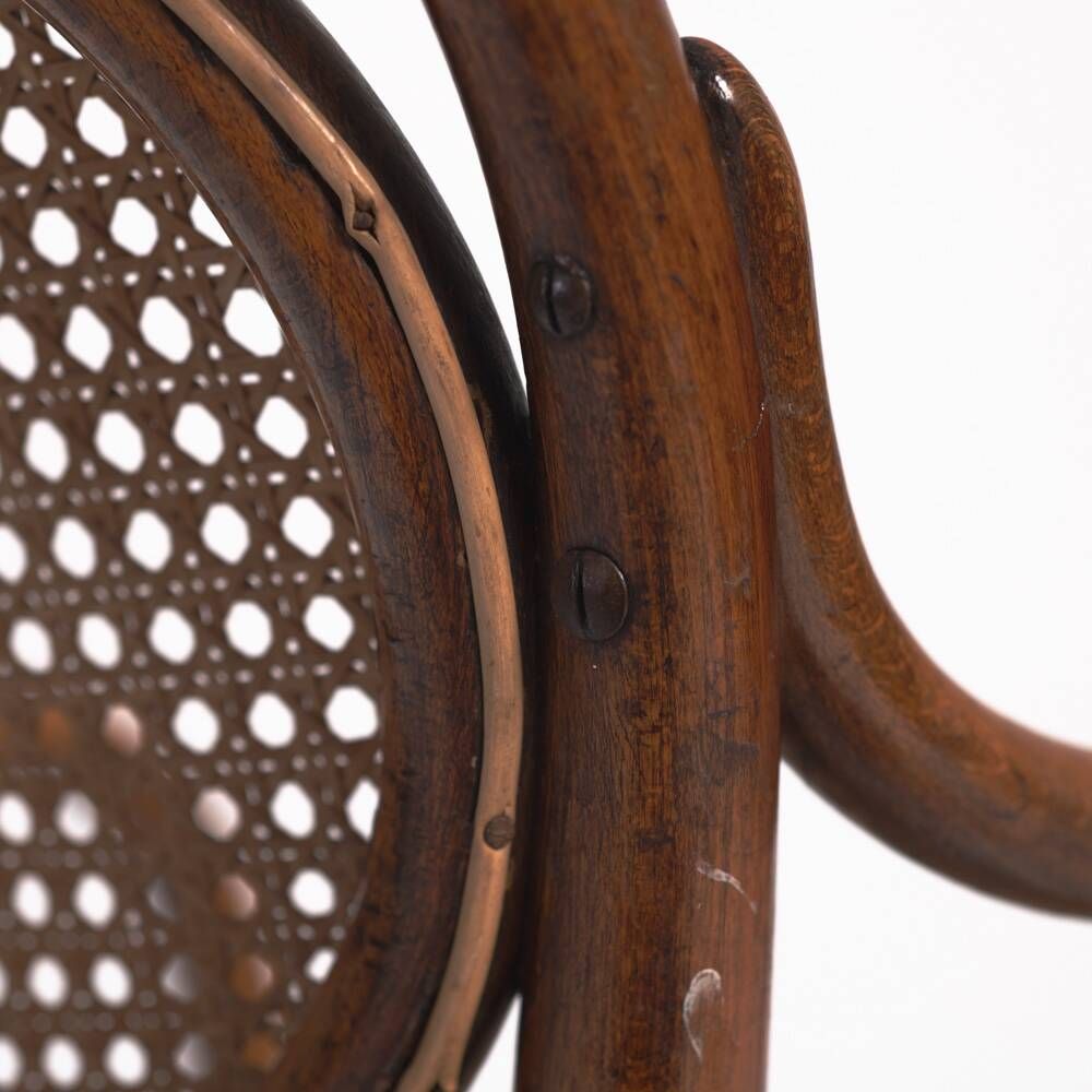 Antique set of Michael Thonet wicker and bentwood childrens chairs, 2