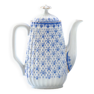 Large 1909 Oscar Shaller Fleur de Lys Porcelain Coffee Pot