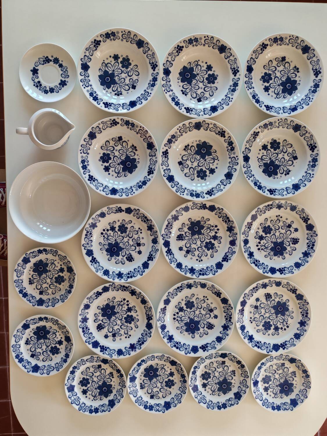 Vintage dinnerware set