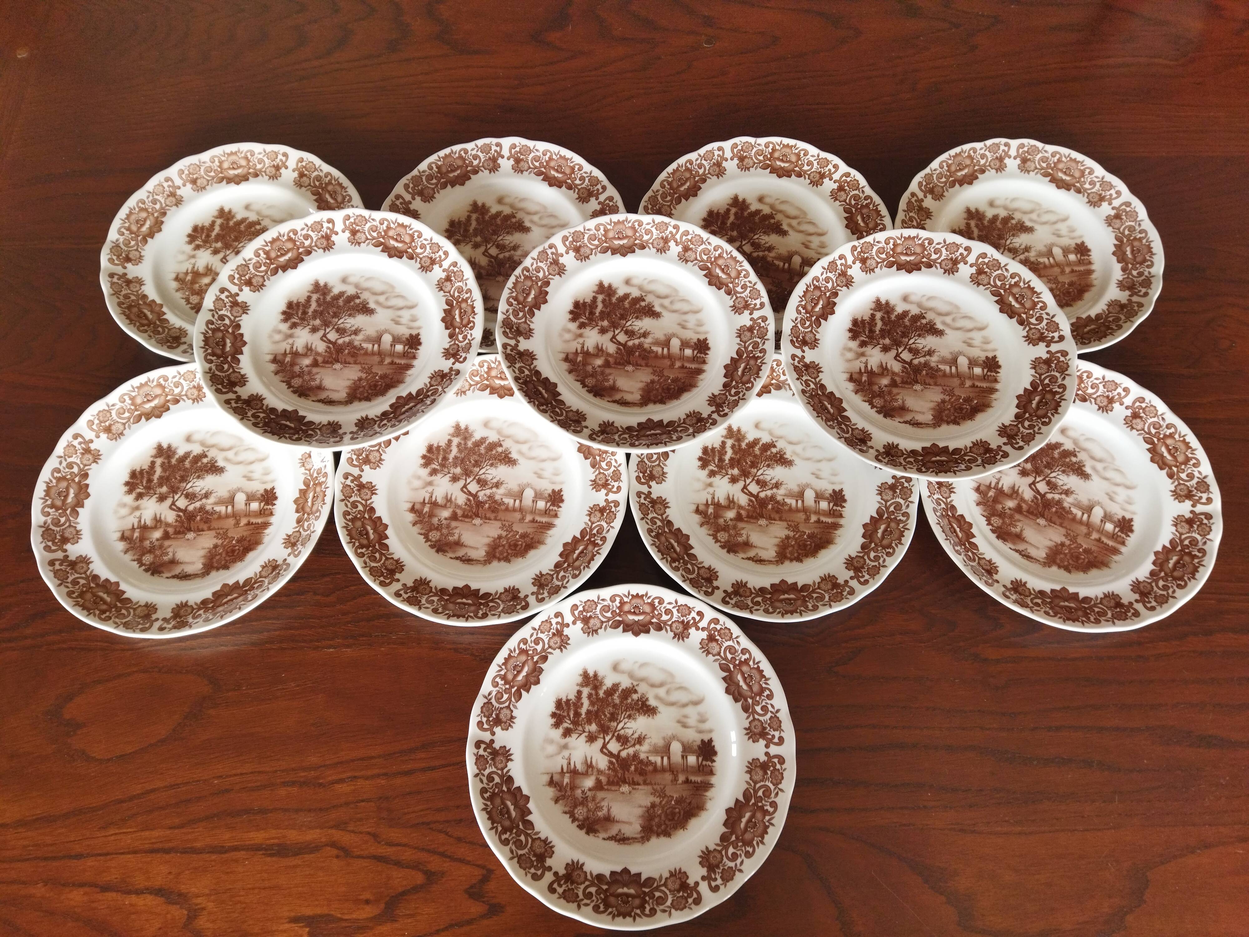 12 dessert plates Pontesa Spain