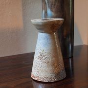 Vase diabolo brutaliste de Joël Baudoin, années 60