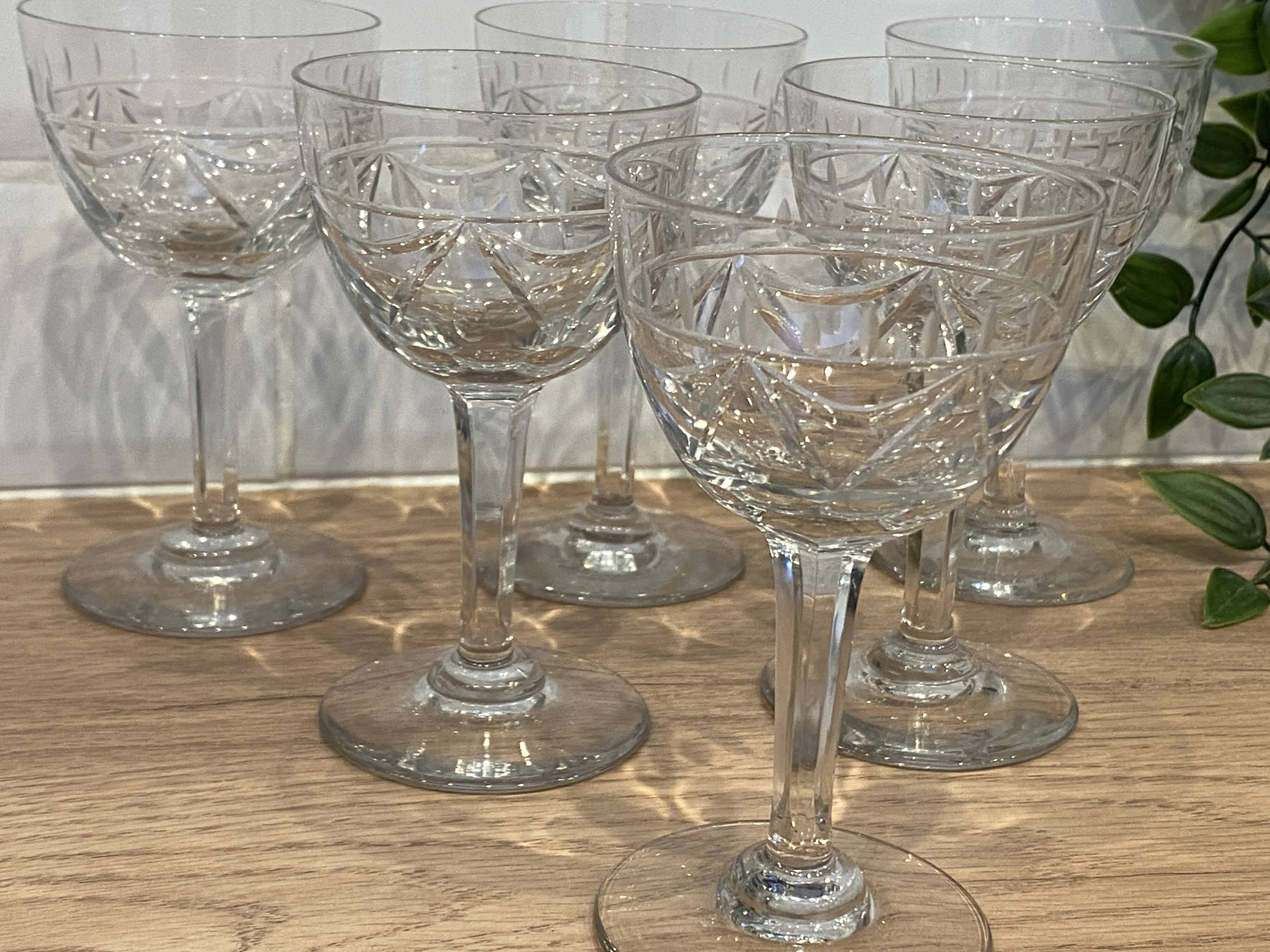 Set de 6 verres à vin gravés