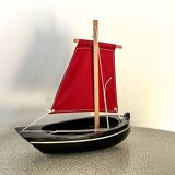 "Le Misainier" pond sailboat by the French brand Tirot, vintage toy