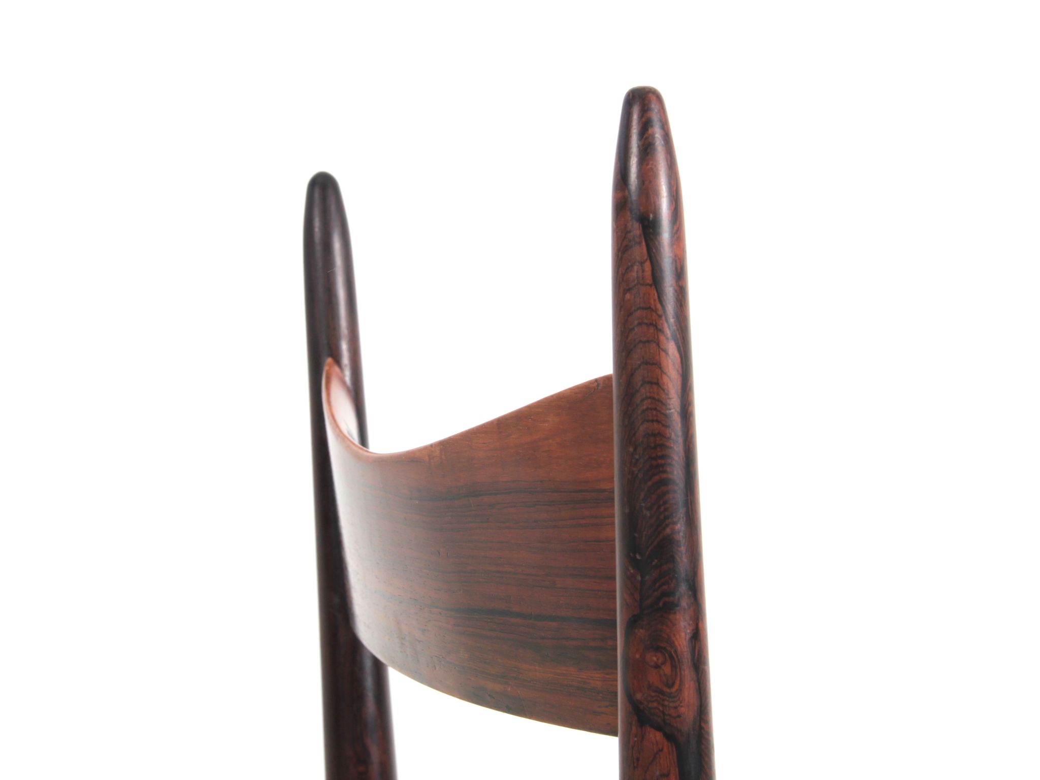 Suite de 4 chaises scandinaves en palissandre de Rio