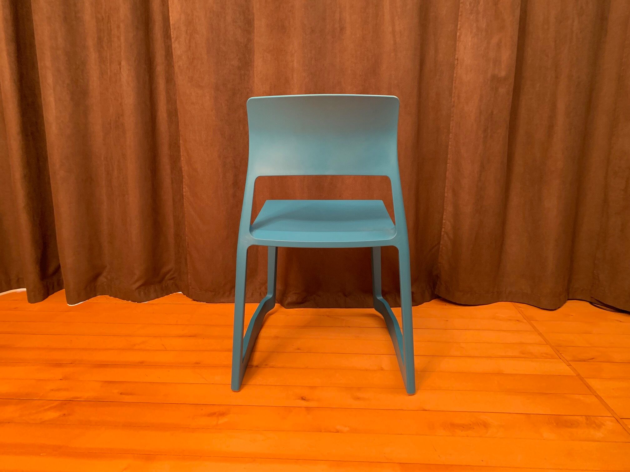 Tip Ton chair, designed by Edward Barber - Jay Osgerby, Vitra