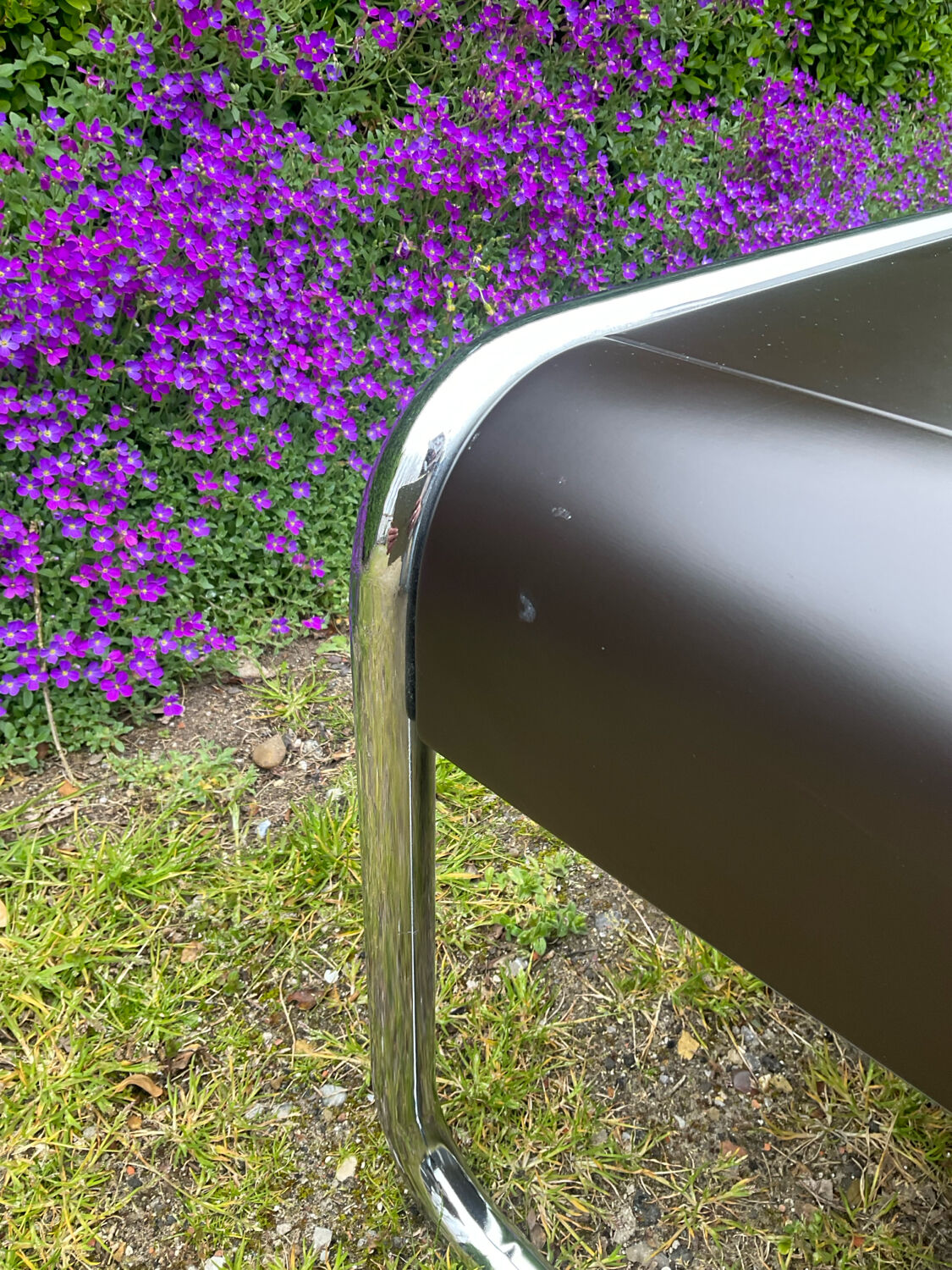 Space Age style coffee table by Marcel Breuer