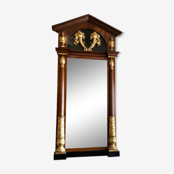 Miroir russe de style néoclassique. Époque Empire, XIXe siècle