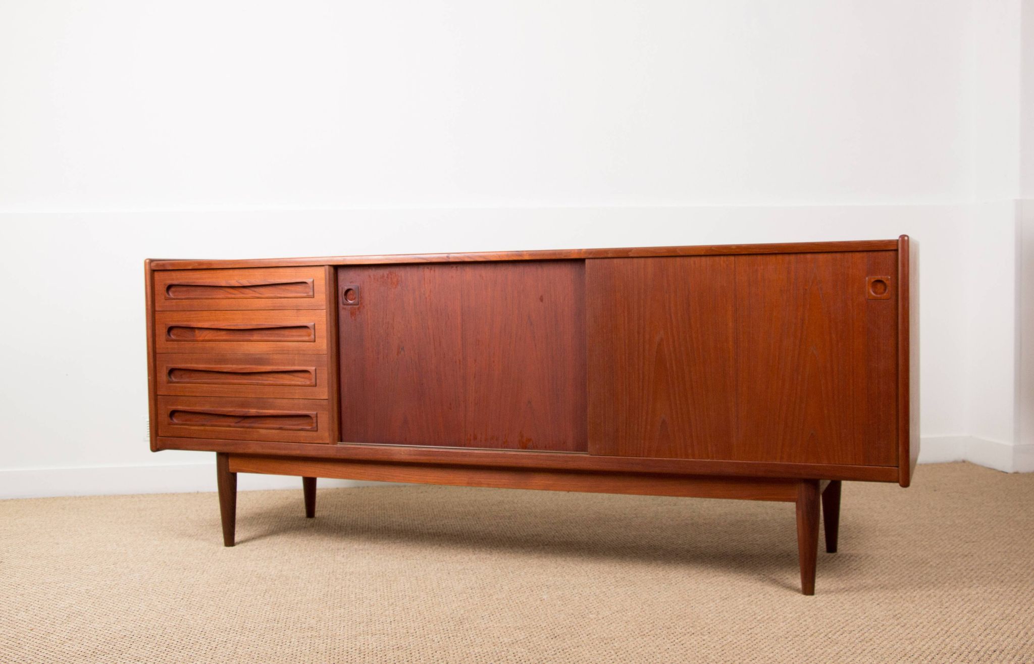 Enfilade Danoise en Teck 200 cm, modèle 31b, par Johannes Andersen 1960.