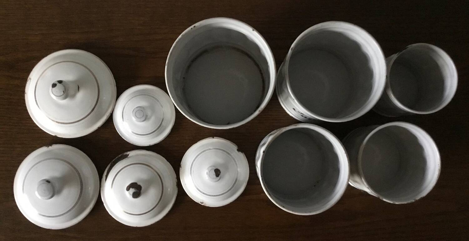 Enameled sheet metal pots