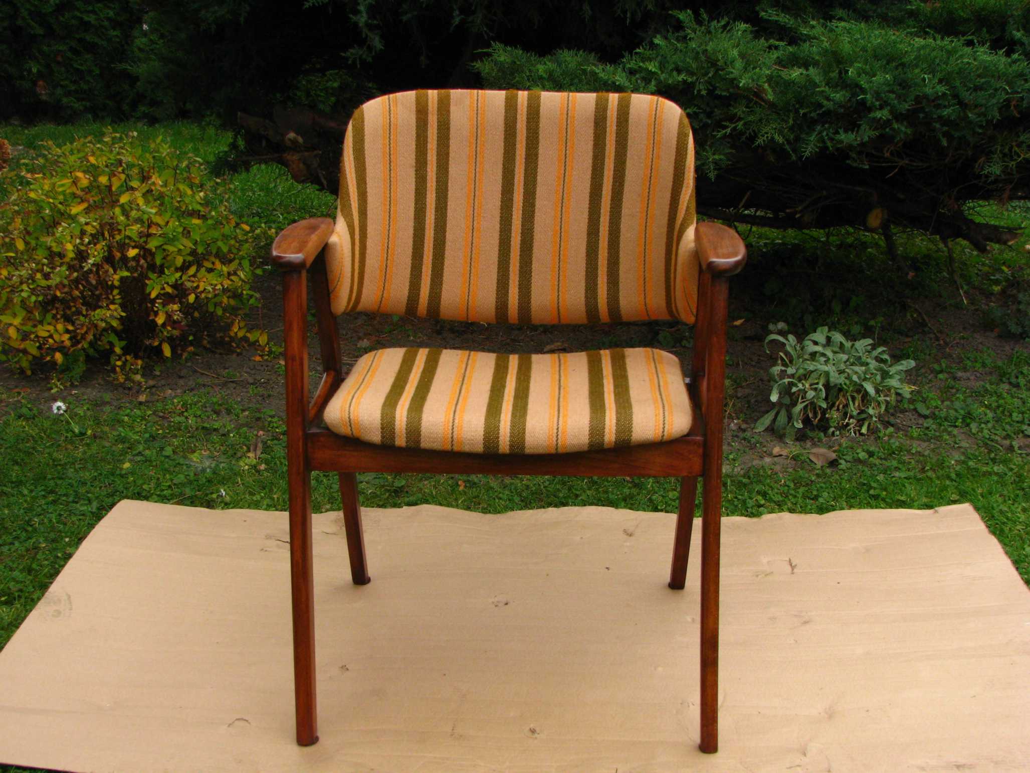 Scandinavian style desk chair