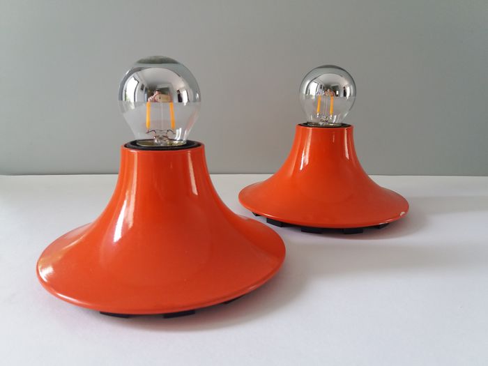 Pair of artemide "Teti" vico Magistretti wall light