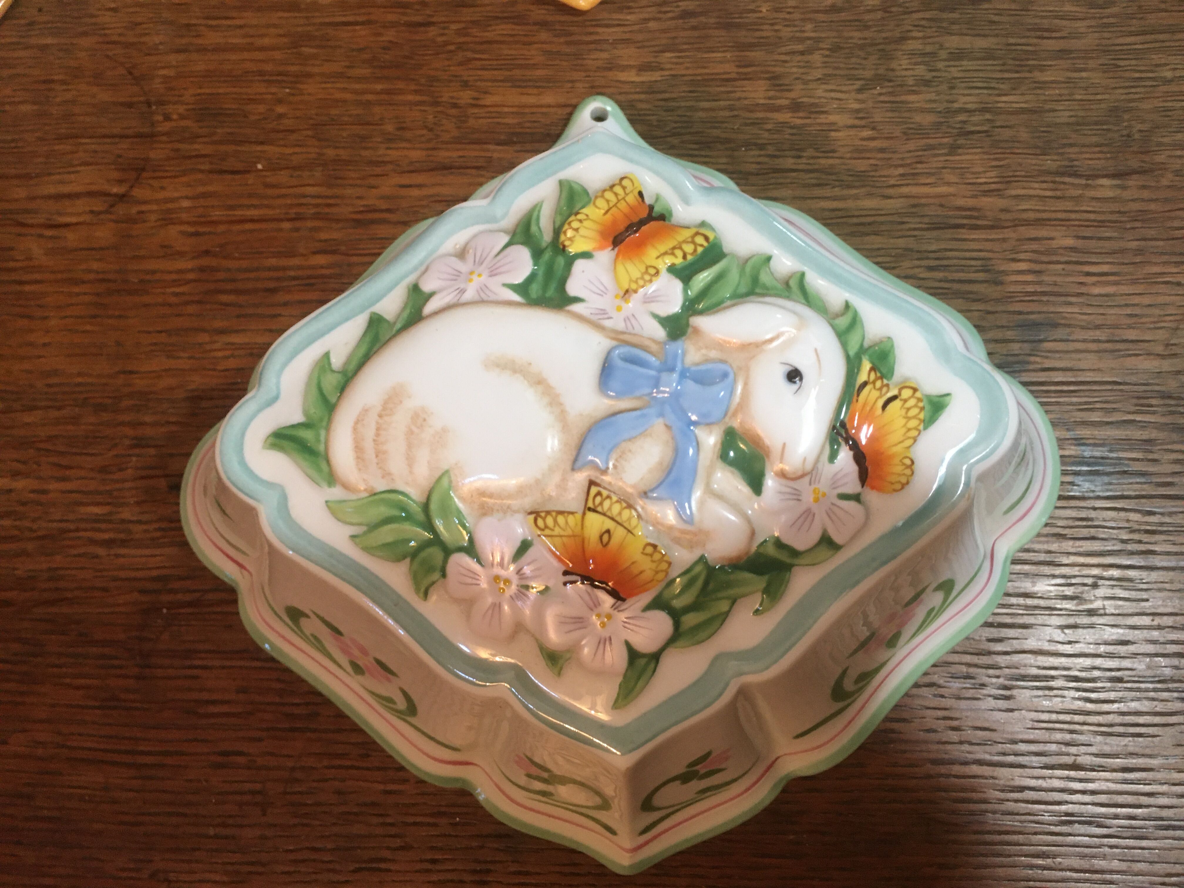 Decorative jelly mold