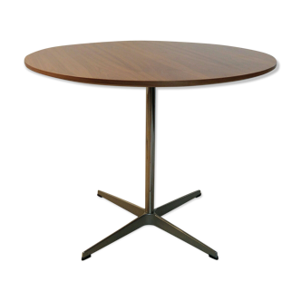 Table ronde Arne Jacobsen pour Fritz Hansen