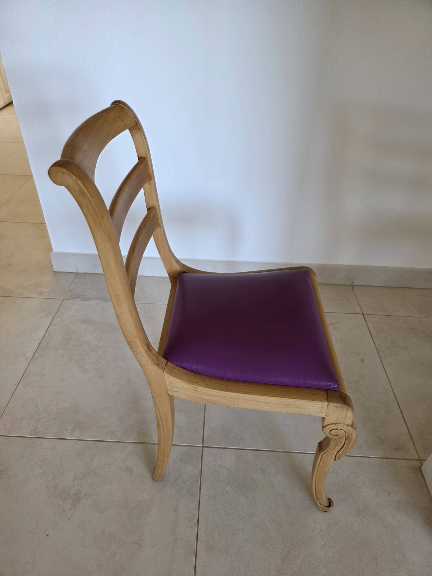 6 Louis Philippe solid wood chairs with leather seats