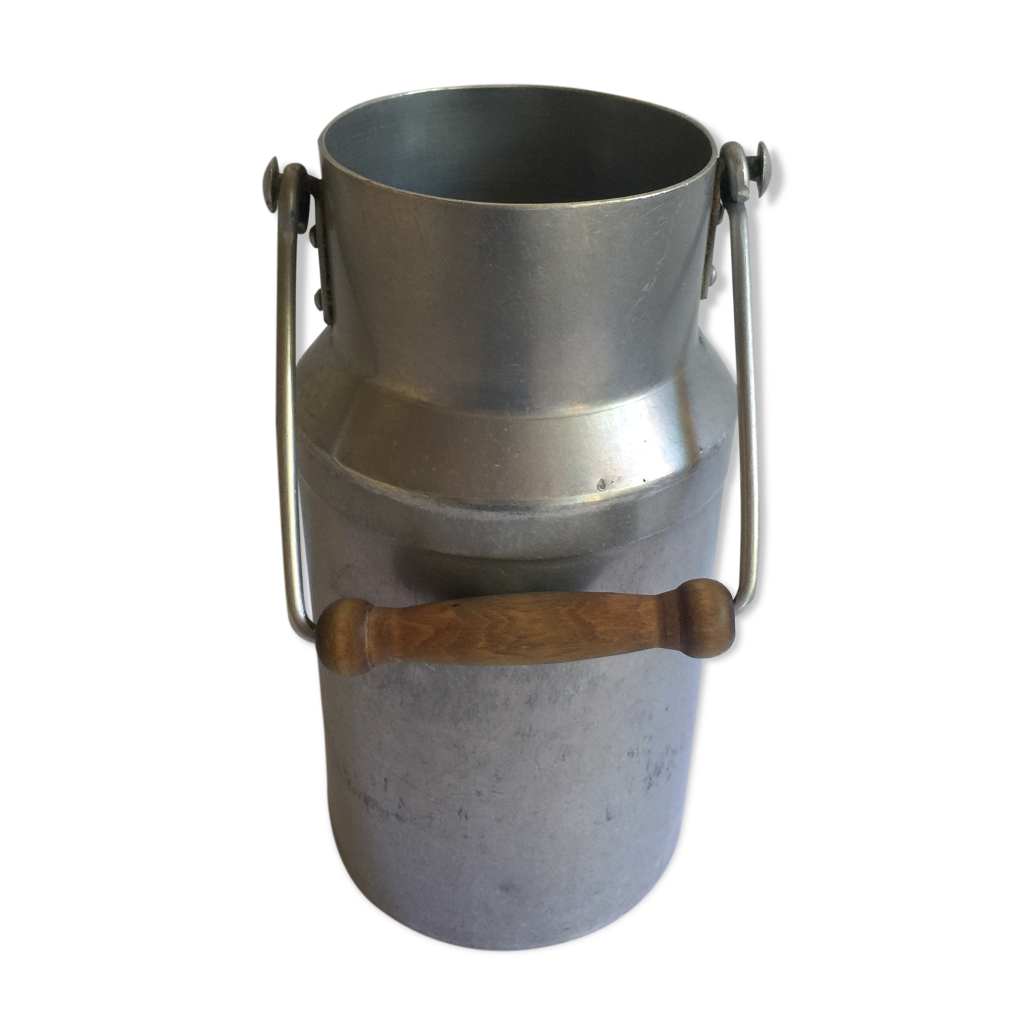 Aluminium milk pot
