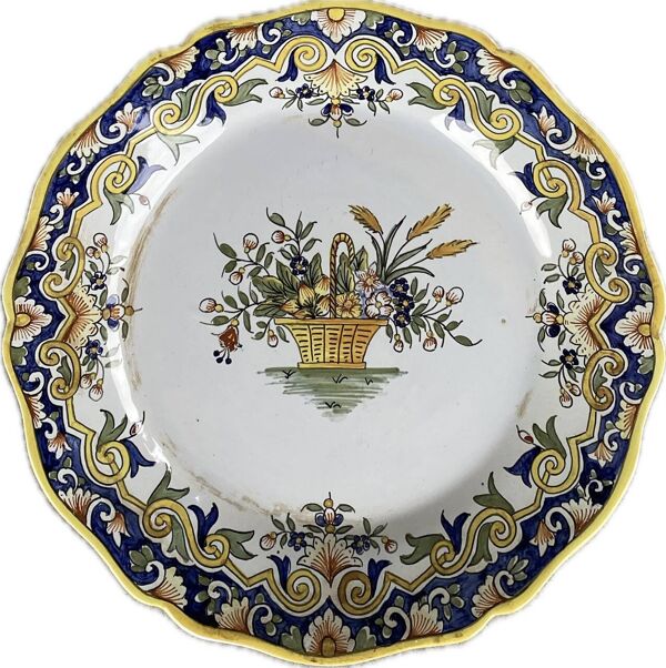 Lot de 2 assiettes décoratives en faïence de Desvres