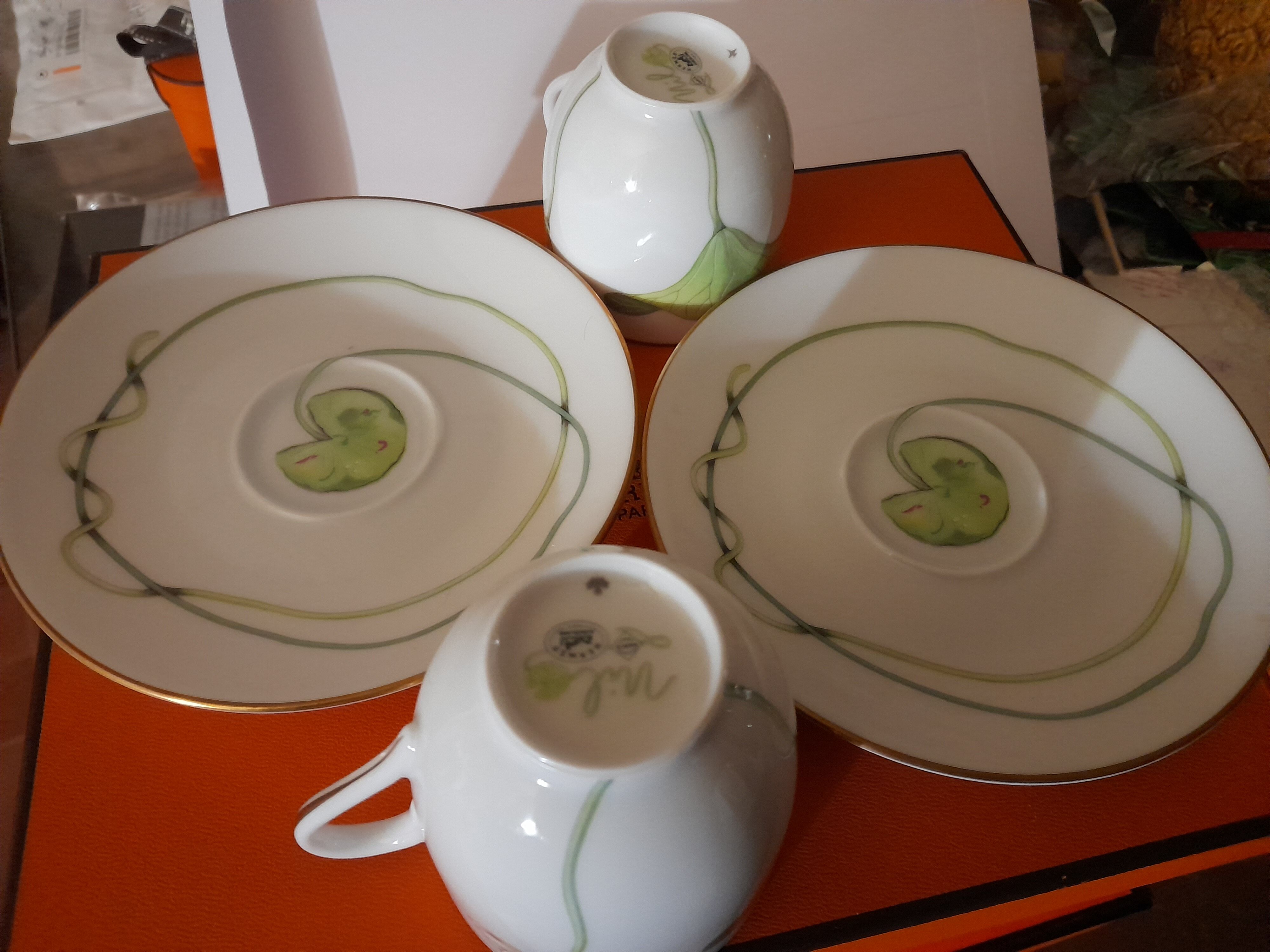 Hermes coffee cups nile