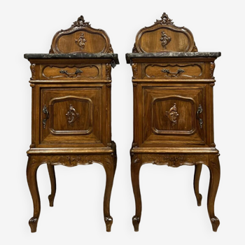 Pair of Louis XV Rocaille style pedimented bedside tables in walnut circa 1850