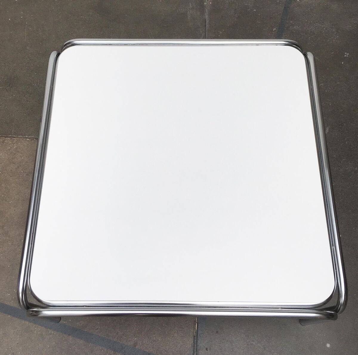 TZ09 coffee table from the Dutch space age mid-century by Claire Bataille for t'Spectrum.