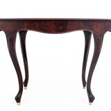Table et 4 chaises en bois et tissu, Europe du Nord vers 1870