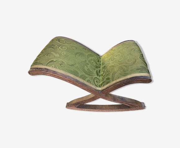 Repose-pieds années 50 en bois sculpté et velours motifs vert satiné