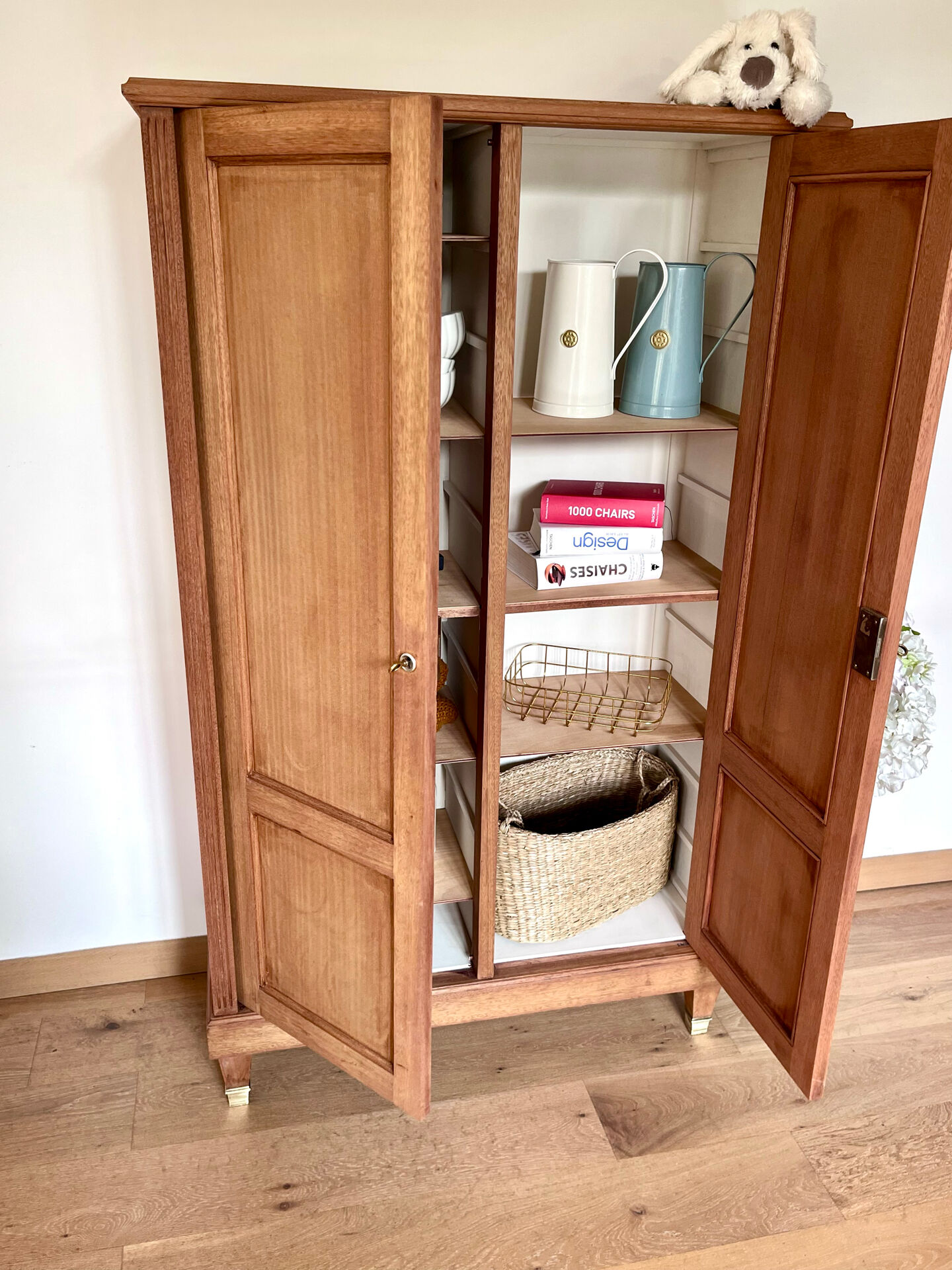 Armoire bibliothèque vintage