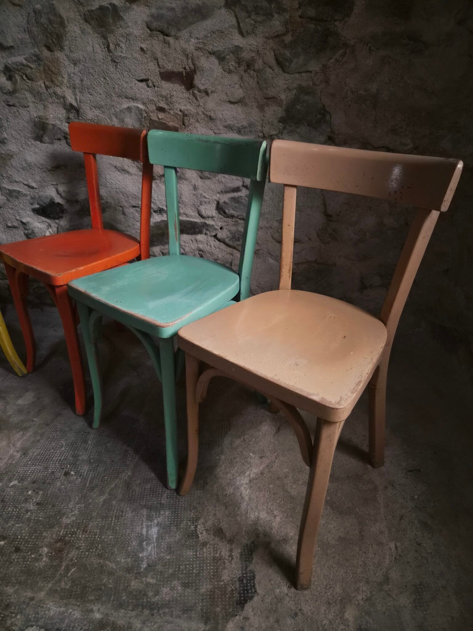 Chaises bistrot françaises Baumann en couleurs variées, lot de 6, années 1950