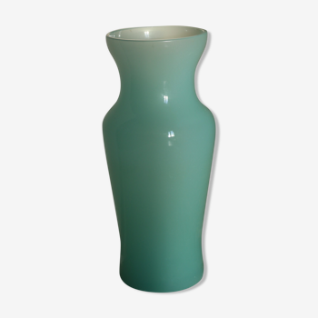 Vase en opaline bleue turquoise