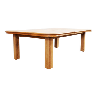 Oak table