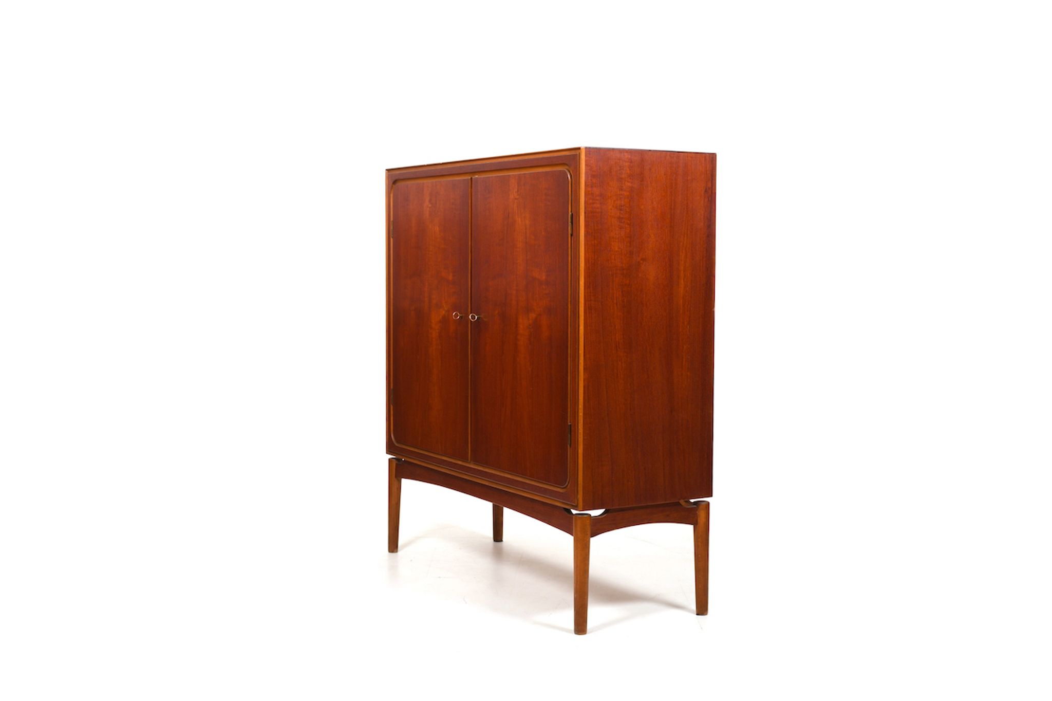 Armoire en teck danois et en bois de bouleau du milieu du siècle
