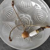 LUSTRE SUSPENSION with BELLE VASQUE in VERRE frosted ART DECO