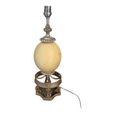 Pied de lampe en métal argenté et œuf d’autruche fin XXeme