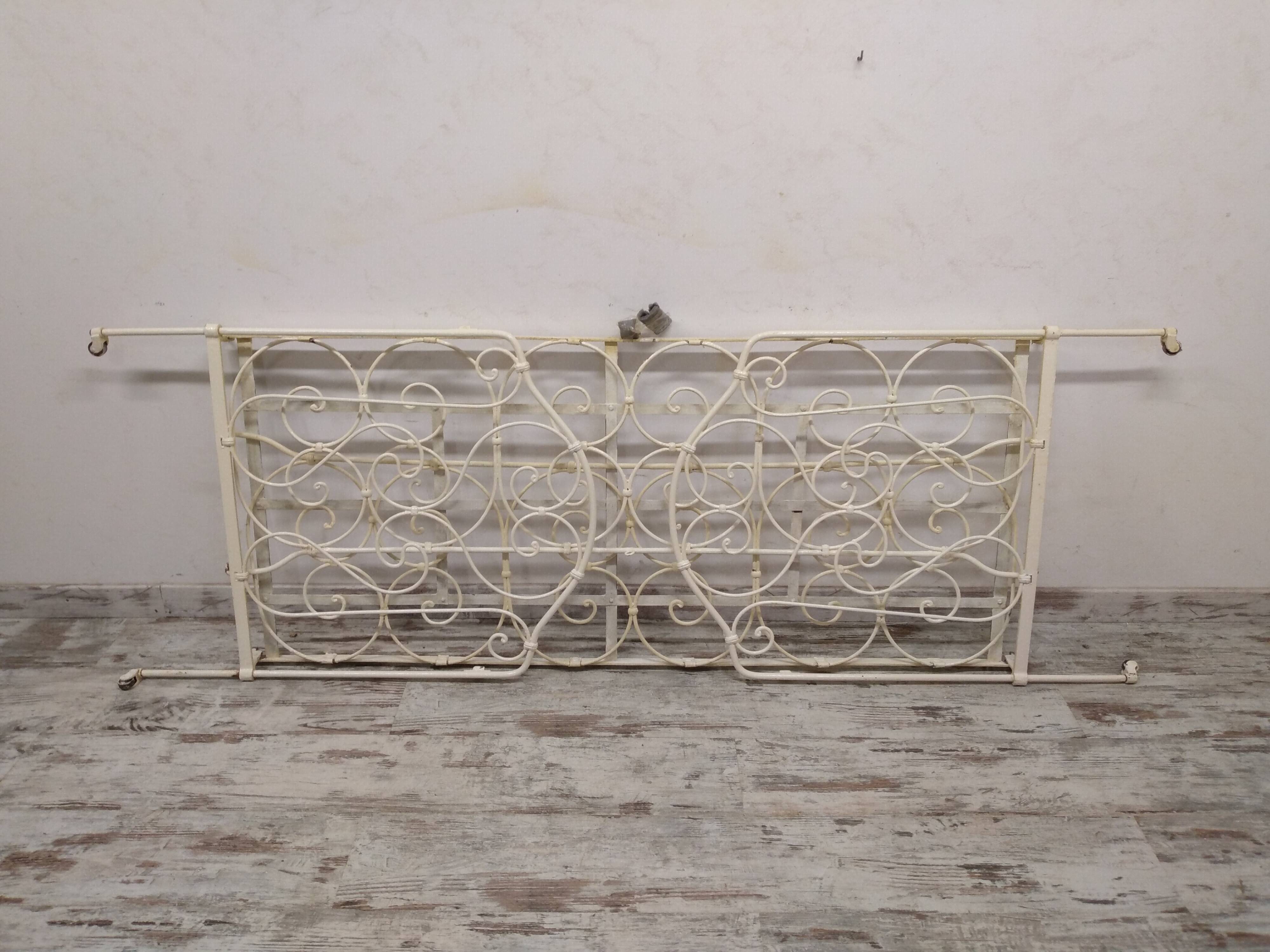 Antique bench / old wrought iron bed