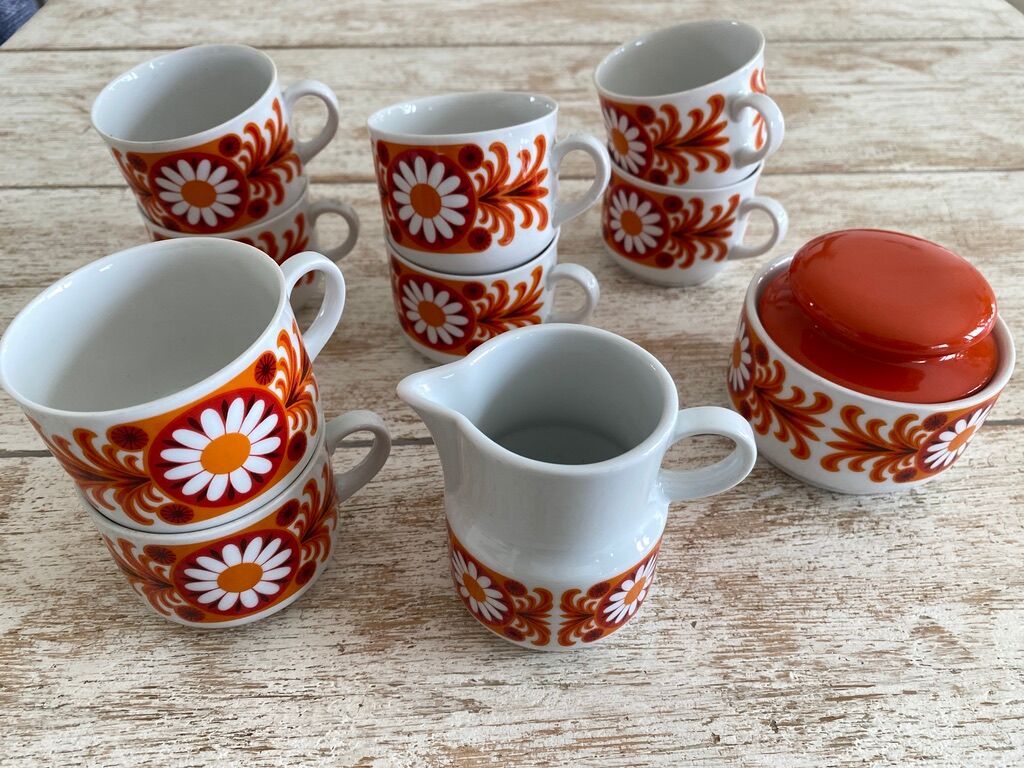 Set of 8 coffee cups, milk pot, sugar bowl Bavaria porcelain 70