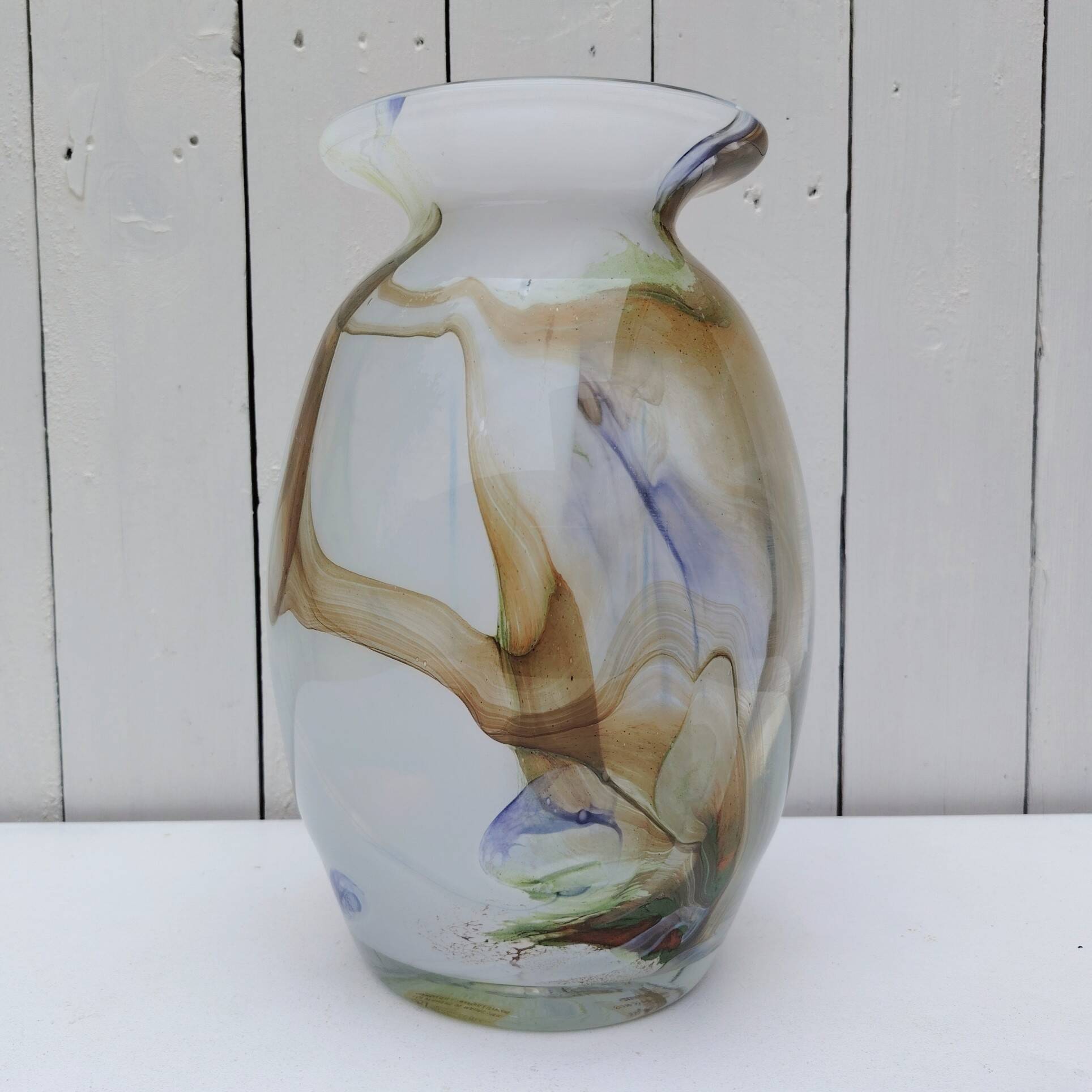 Blown glass vase, Bob le Bleis, Maure-vieil