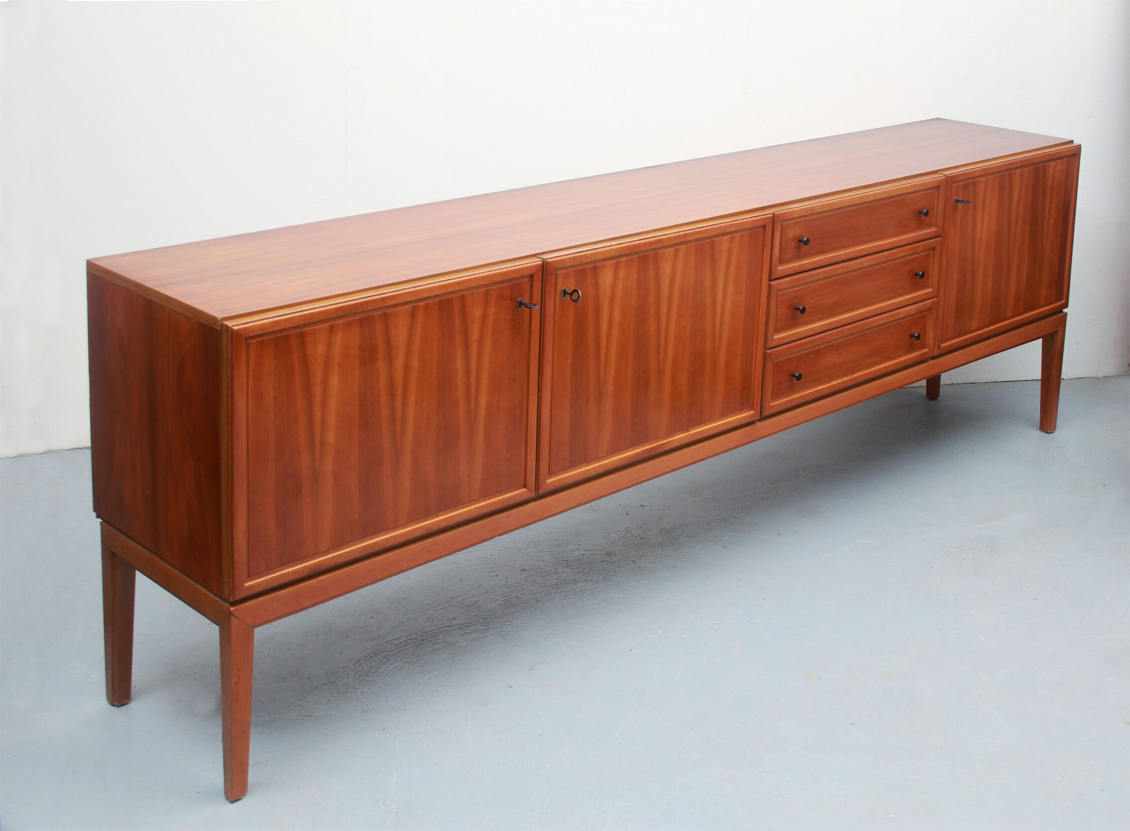 1960s sideboard in walnut, 240cm