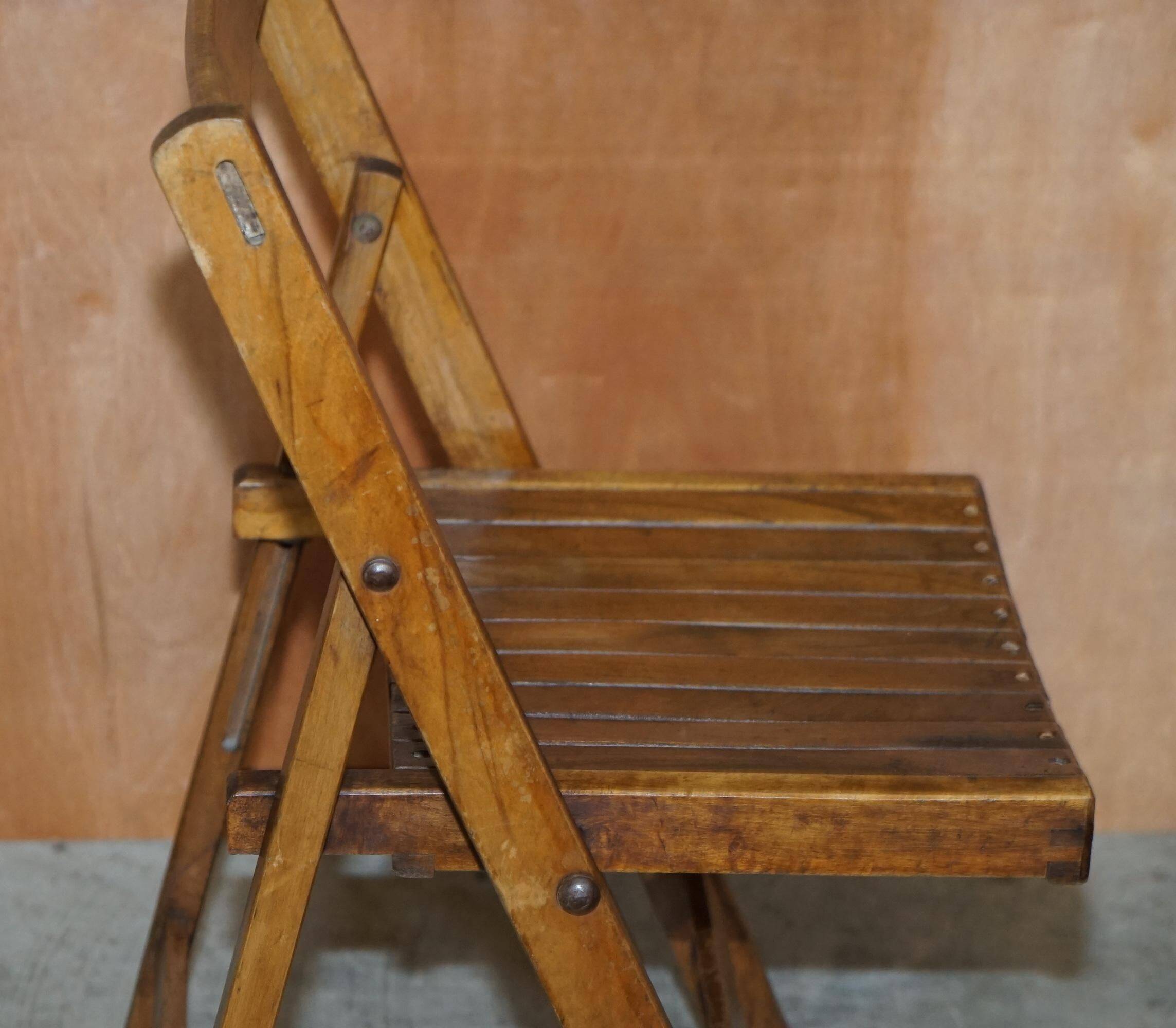 Suite de six chaises pliantes steamer en chêne anglais circa 1900-1920