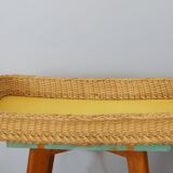Plateau en osier et contreplaqué laqué jaune, vintage