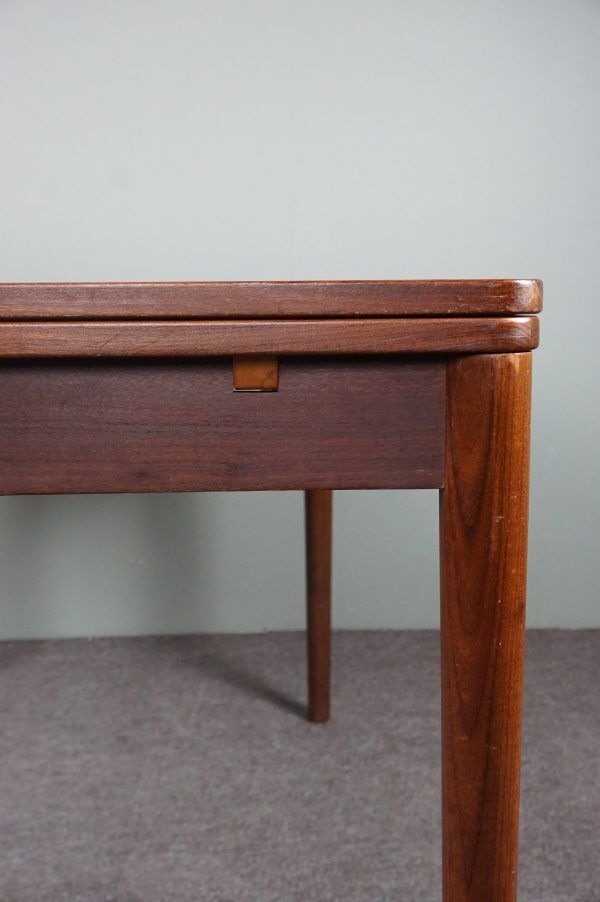 Stretchy vintage dining table Cees Braakvan for Pastoe