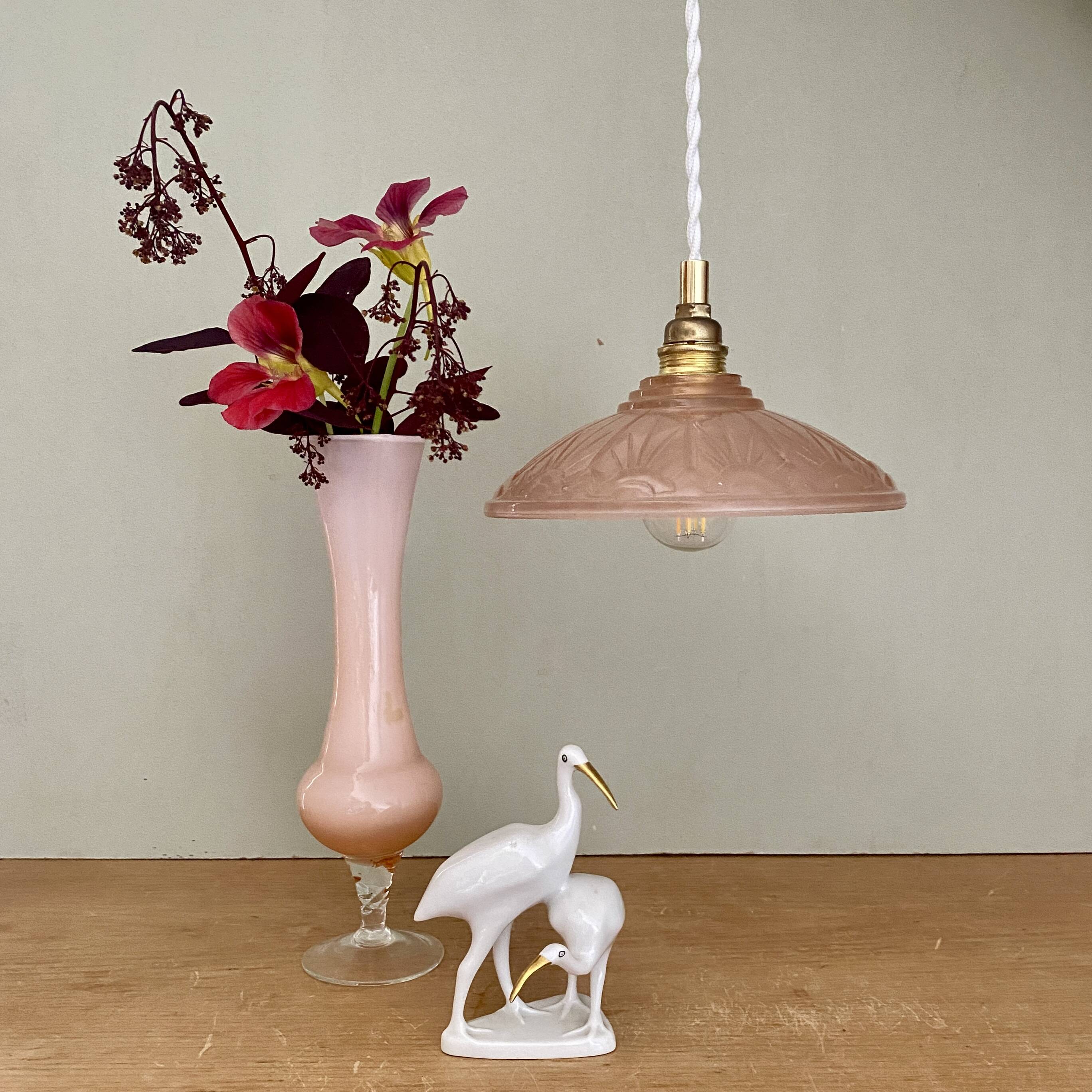 Suspension abat-jour Art Déco en verre dépoli rose