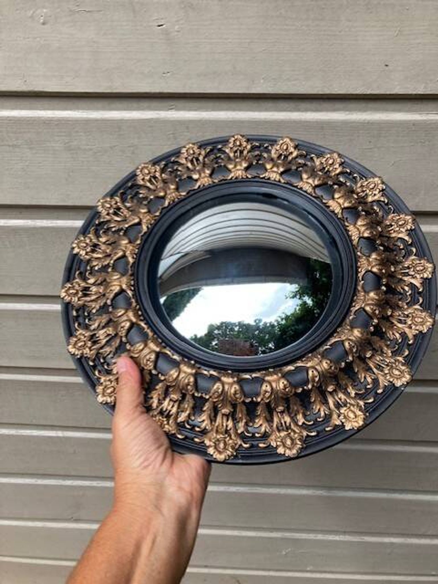 Miroir de sorcière ou convexe