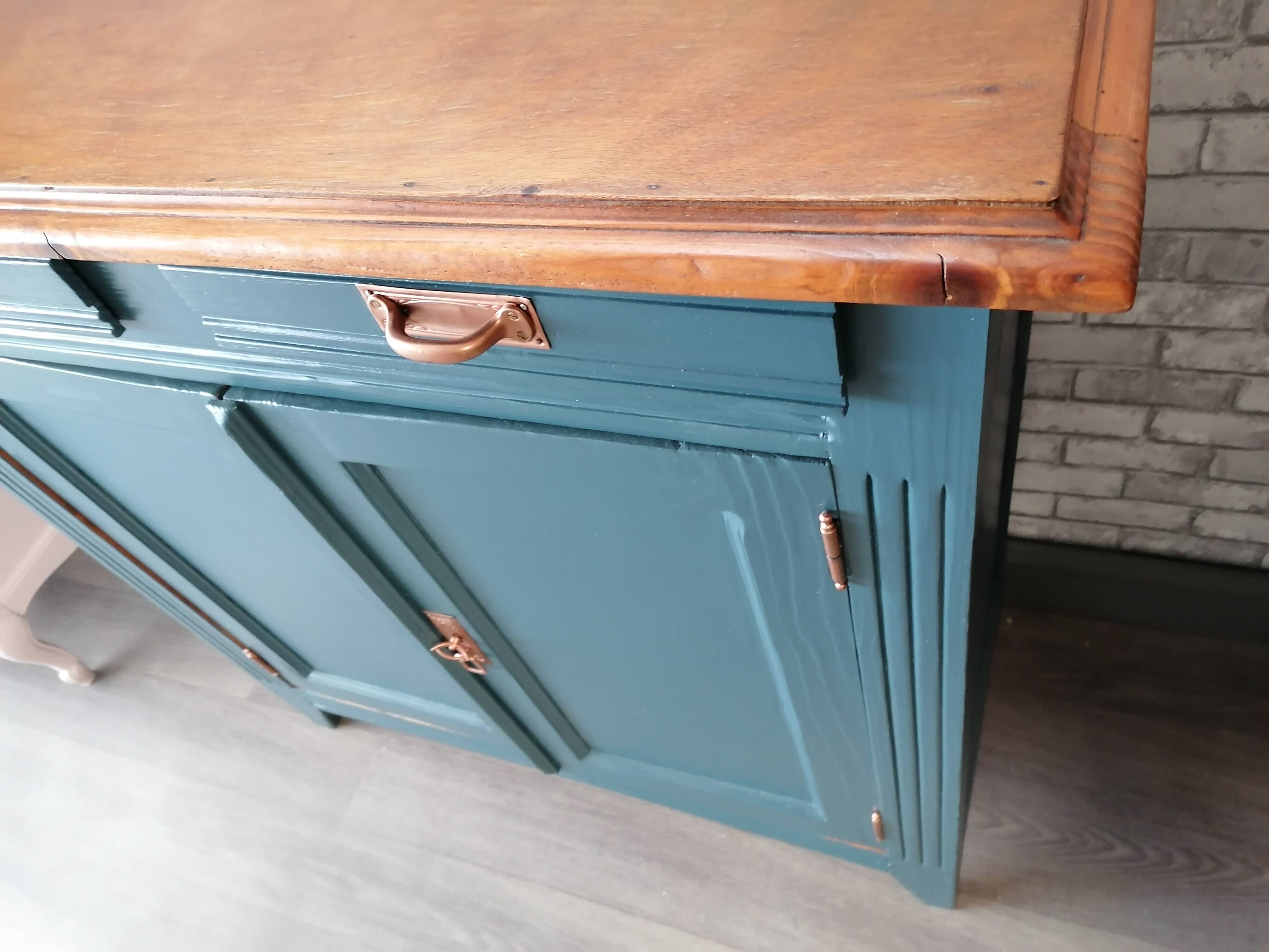 “Estelle” sideboard