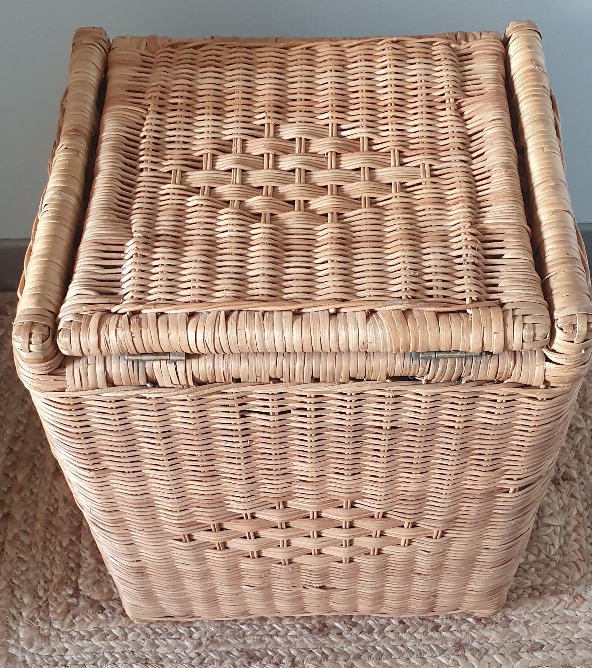 Rattan chest