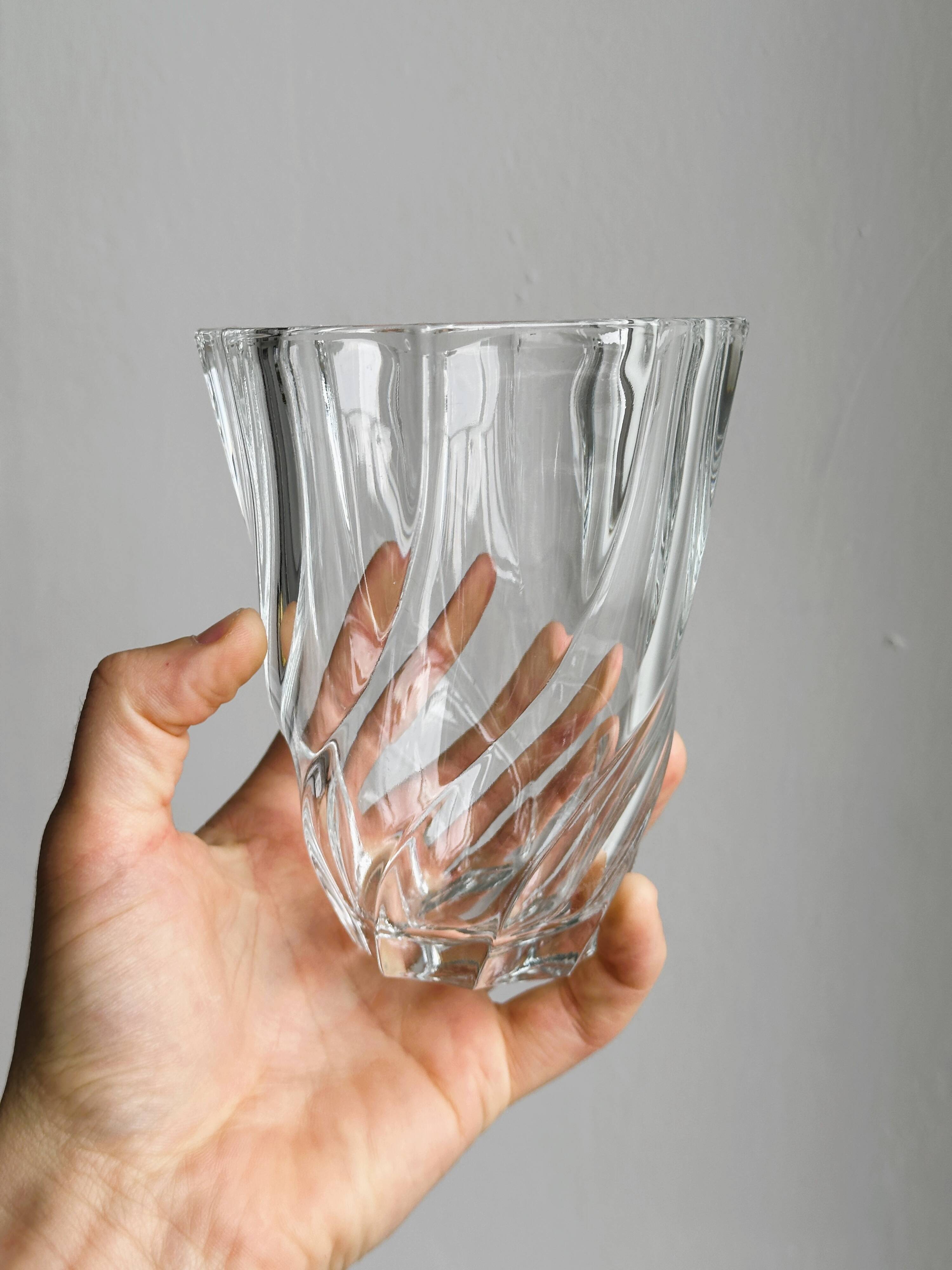 Vase en verre cristal transparent