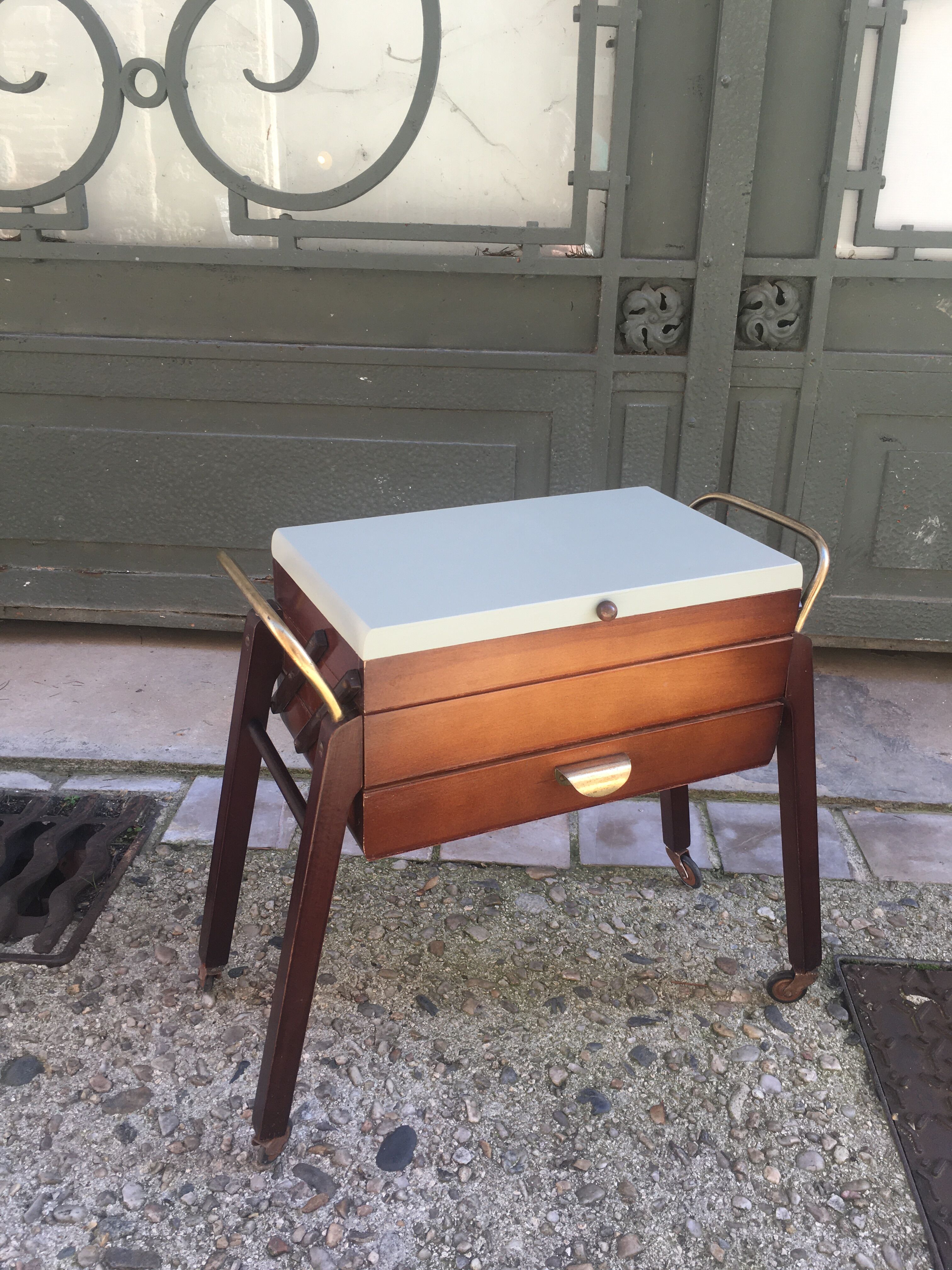 Wooden worker 3 compartments