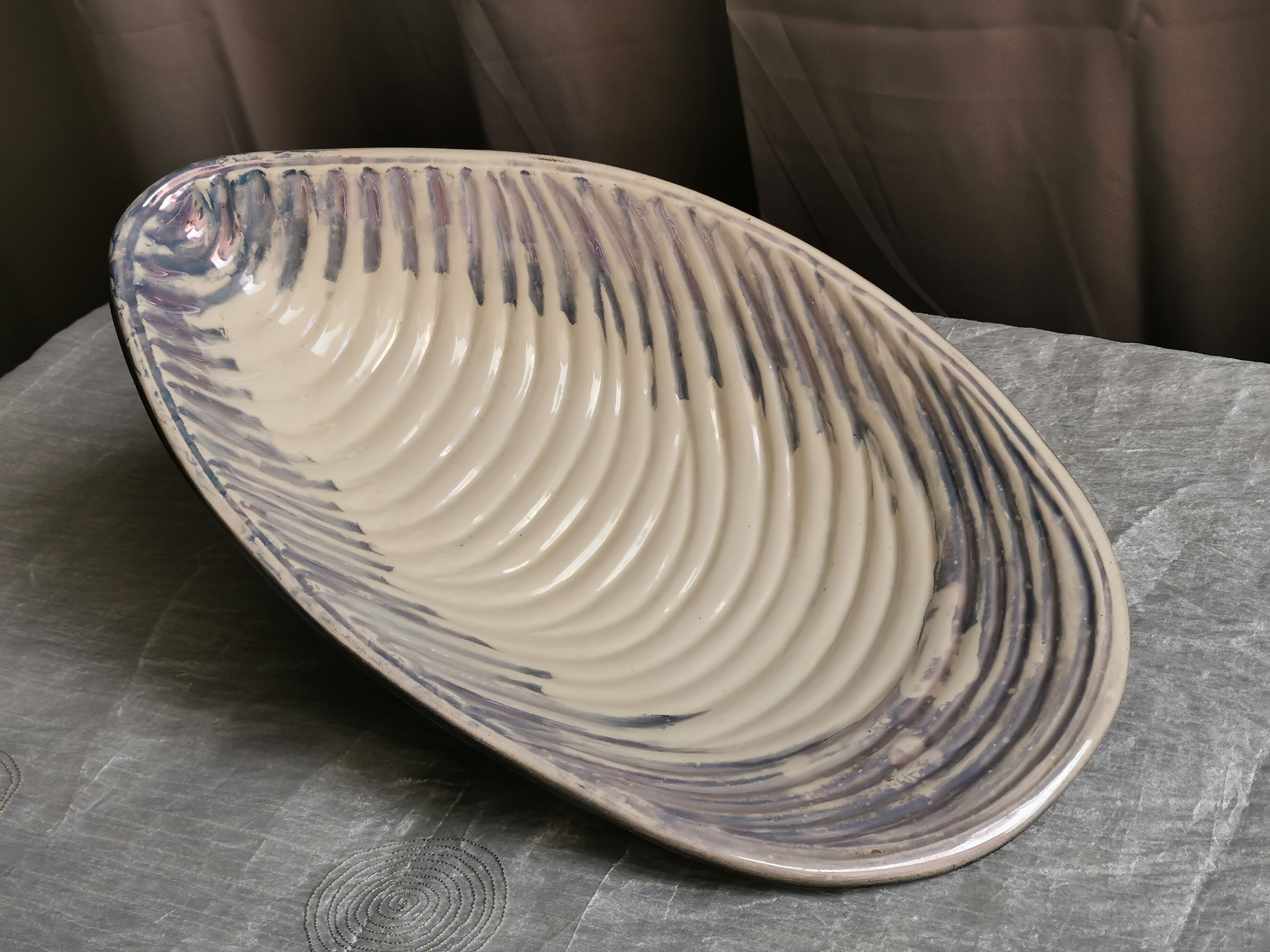 Vintage dish "oyster shell"